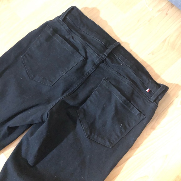 Tommy Hilfiger: skinny black jeans - Picture 7 of 11